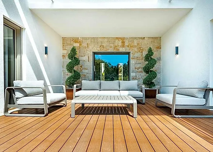 Villa 5 Etoiles - 6 Chambres - Piscine - Calme